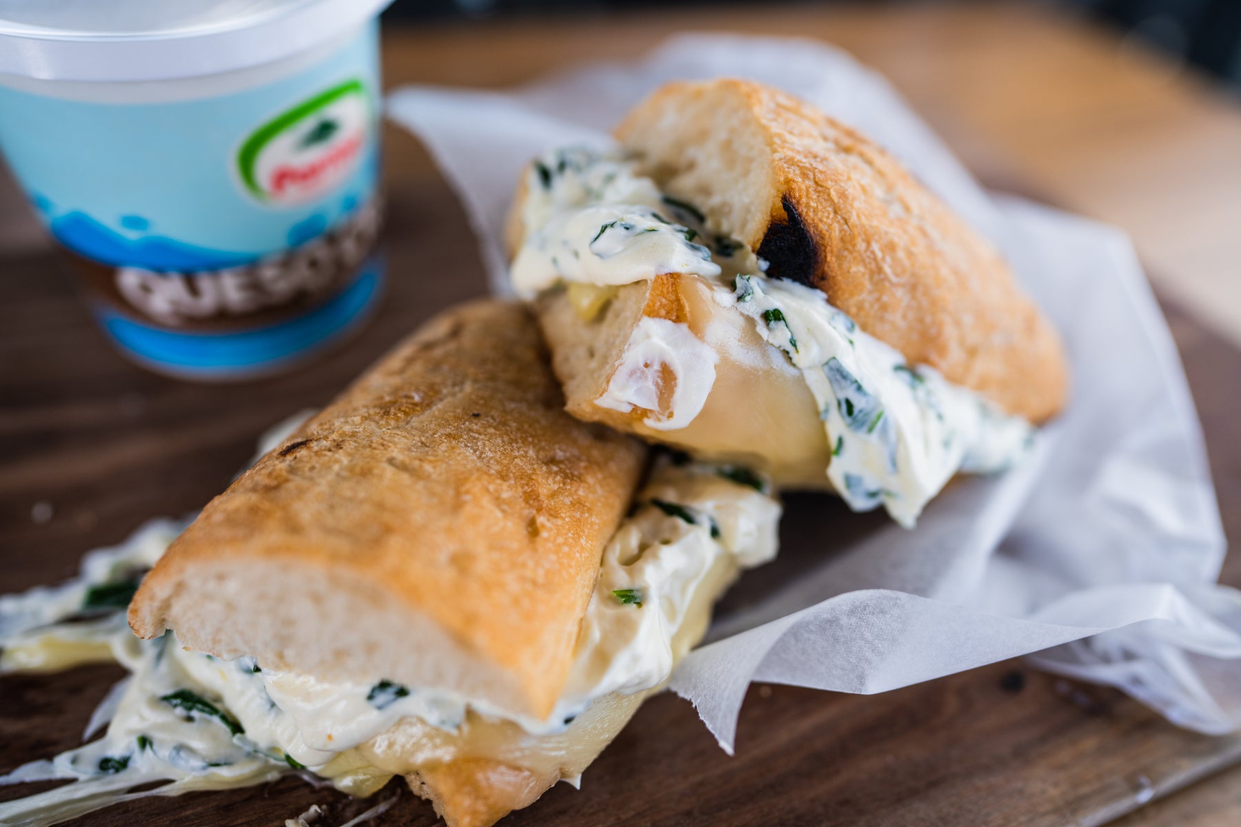 Derretido de Queso Crema con espinaca melt